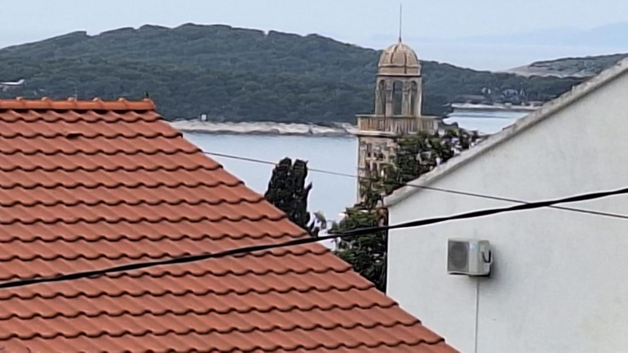 缇欧公寓旅馆 赫瓦尔 外观 照片