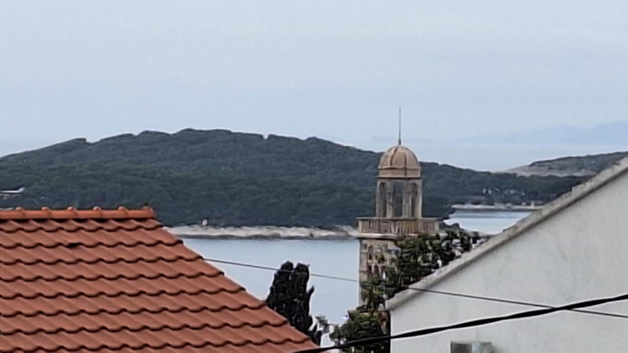 缇欧公寓旅馆 赫瓦尔 外观 照片